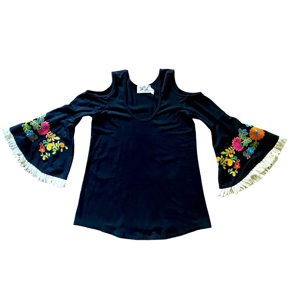 Va Va by Joy Han Floral Embroidered Bell Sleeve Too Open Shoulder Size S